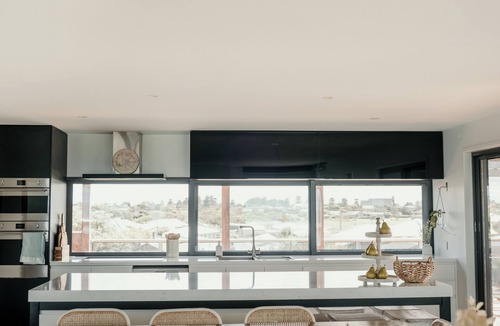 Port Fairy House | Ocean Sands Beach Front House w/270° panoramic views & seconds from the beach