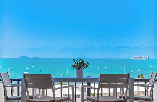 Airlie Beach Apartment | Ocean View 14A 2 Pools Spa WI-FI Views