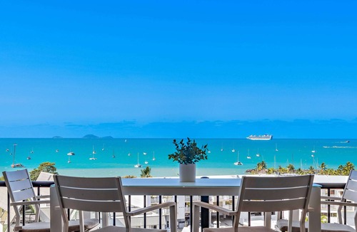Airlie Beach Apartment | Ocean View 14A 2 Pools Spa WI-FI Views