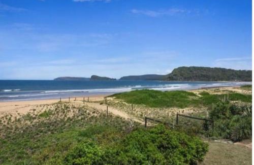 Umina Beach House | Ocean View on the Esplanade