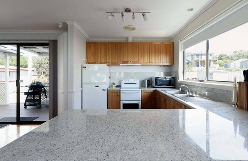 Greens Beach House | Ocean View Retreat at Greens Beach