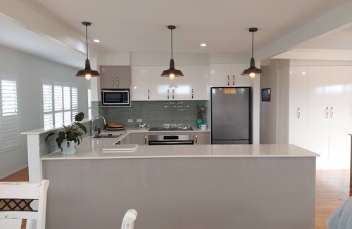 Lake Cathie House | Ocean views and sunset mountain views