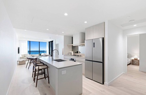 Mermaid Beach Apartment | Ocean Views - Luxe 2BR. Mermaid Beach