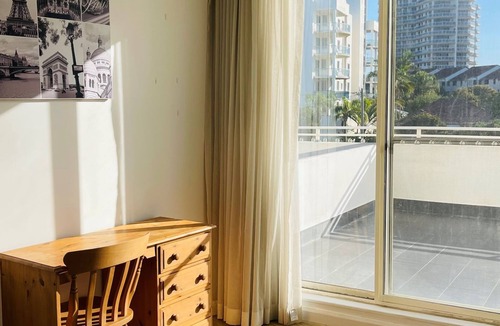 The Entrance Apartment | Ocean Views, Sundrift, Unit 18