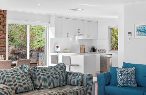 Carrickalinga House | Ocean Vista - Luxury Coastal Views Carrickalinga