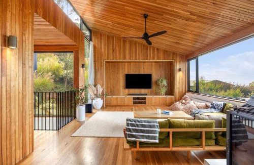 Lorne House | Ocean Winds Lorne