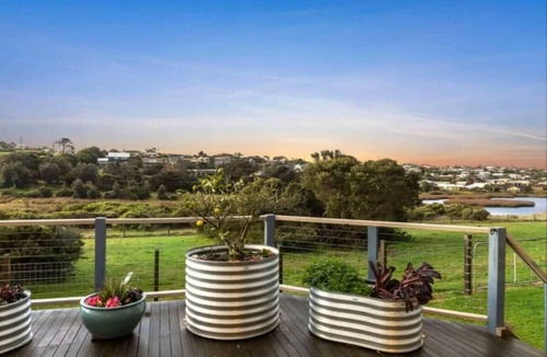 Ocean Grove House | Oceanside Haven: Fire, lake views and pet friendly