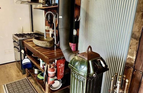 Austinville Cabin | Off-Grid Equipped Container with Outdoor Pool and Amazing Views in Queensland