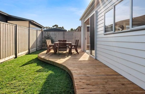 Grovedale House | OH SO Coast-10 Mins to Torquay, Barwon Heads, Golf