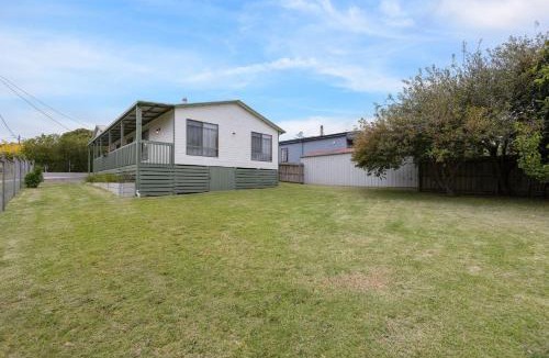 Coronet Bay House | Old Sea Dog's Retreat