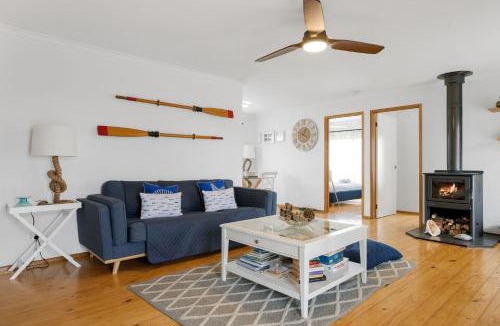 Coronet Bay House | Old Sea Dog's Retreat