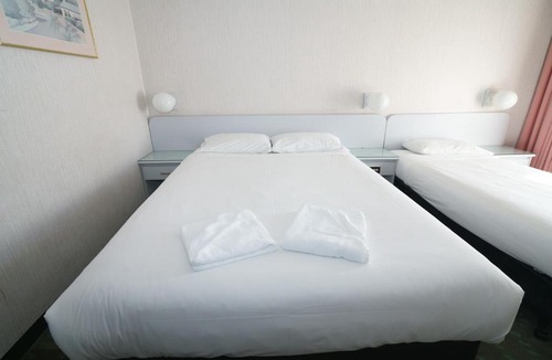 Queanbeyan Hotel | Olympia Motel
