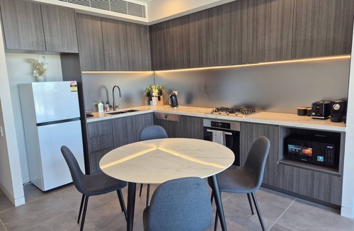 Lidcombe Apartment | Olympic Park 1BR: Pool, Gym and Free Secure Parking