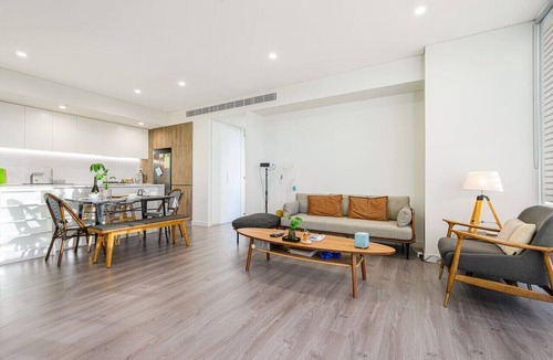 Lidcombe Apartment | Olympic Park/Excellent view/2Br/By Train/Shopping