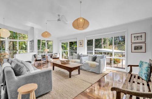 Port Macquarie House | Omanu - family home with pool