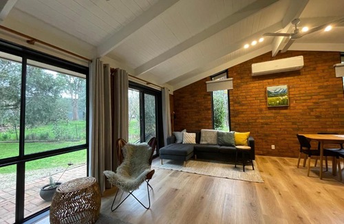 Porepunkah House | On the River, Porepunkah - Bright VIC