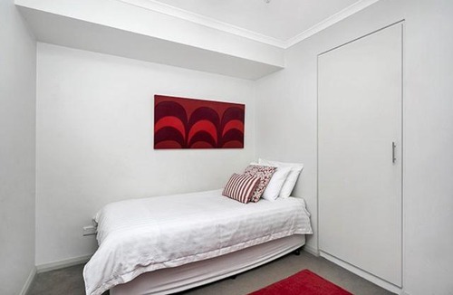 St. Leonards Apartment | One Bedroom Apartment Atchison St(L1006)