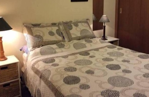Altona Apartment | One Bedroom Apartment on the Beach
