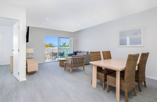 Salamander Bay Apartment | One-Bedroom Lagoon Spa Apartment