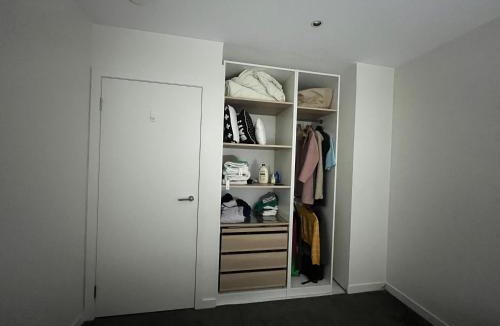 Melbourne House | One bedroom with Spacious n Amazing water view apartment