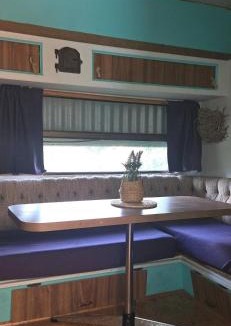 Curlwaa House | One Life Live It Farm stay Retro VanStay
