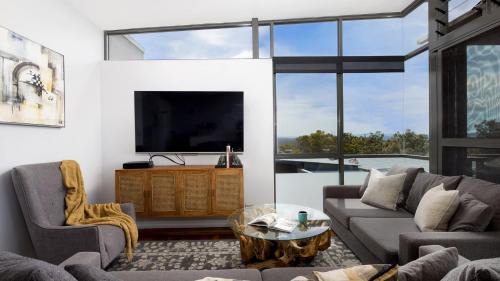Boat Harbour Villa | One Mile Retreat - Ocean View 3 Bedroom Retreat