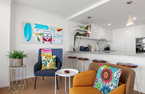 Caloundra Apartment | Oogarding Unit 14, 46 Warne Tce