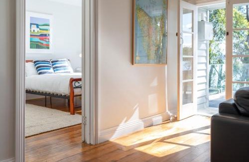Stieglitz House | Ormley Cottage On The Bay