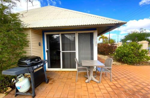 Exmouth Villa | Osprey Holiday Village Unit 222 1 Bedroom