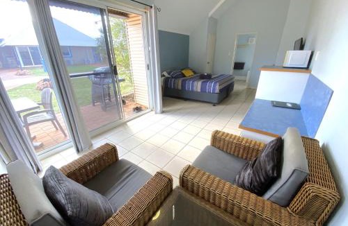 Exmouth Villa | Osprey Holiday Village Unit 222 1 Bedroom