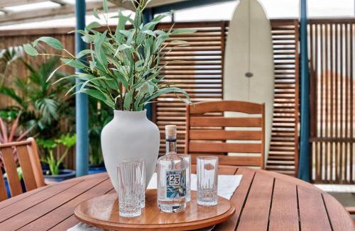 Middleton House | Oswald's Beach Retreat