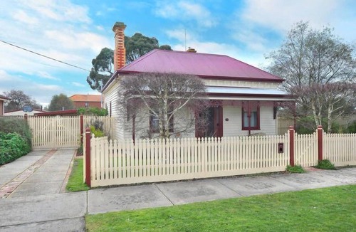 Sebastopol House | Our place to call home Three night minimum stay on long weekends.