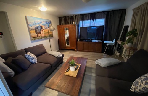 Merrijig House | "Our Retreat" sleeps 8, 25 min to Mt Buller village