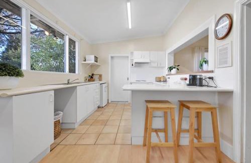 Emu Swamp House | 'Overseers' Cottage - Mayfield Vineyard in Orange