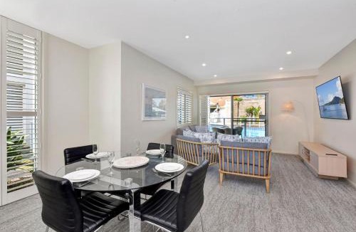 Salamander Bay Apartment | Pacific Blue Unit 175 Dual Swim Up A
