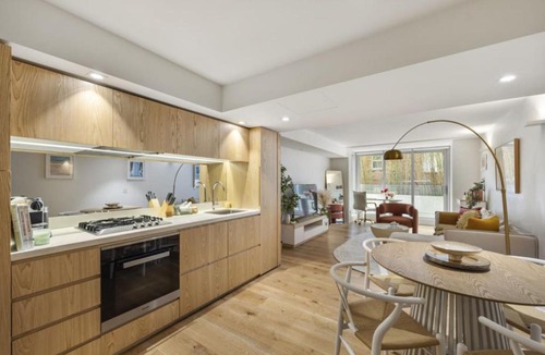 Bondi Beach Apartment | Pacific Chic Luxury Pad - Beachfront Aircon Lift
