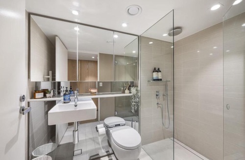 Bondi Beach Apartment | Pacific Chic Luxury Pad - Beachfront Aircon Lift