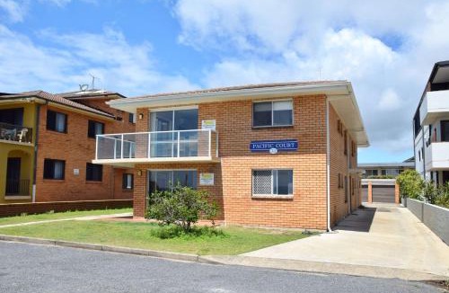 South West Rocks Apartment | Pacific Court 1 - Bring your own linen.