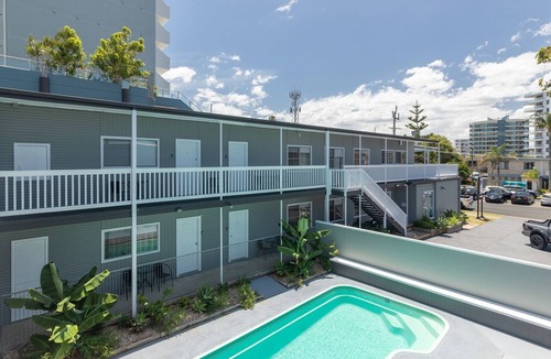 Forster House | Pacific Motel 01 - Free WiFi