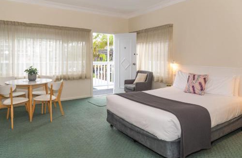 Forster Hotel | Pacific Motel 11