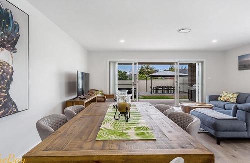 Anna Bay House | Pacific Paradise No 28 Anna Bay