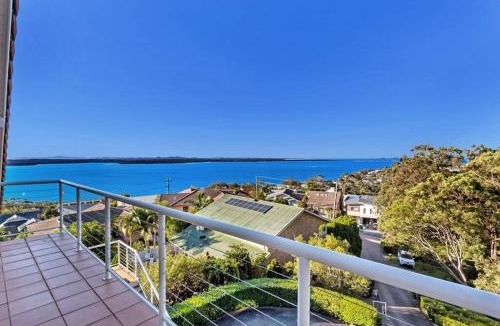 Nelson Bay House | Pacific Waters - Unbeatable Views of Port Stephens