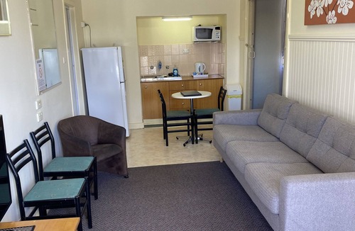Swan Hill Hotel | Paddle Steamer Motel