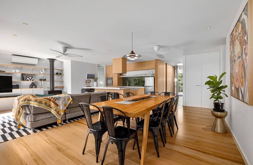 Blairgowrie House | Palm Springs Oasis : 4 BR, 3 BA House in BLAIRGOWRIE, Sleeps 10