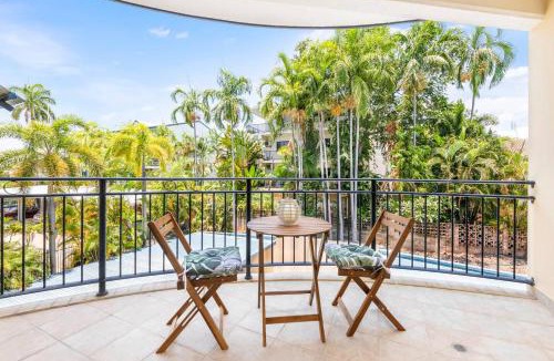 Rapid Creek Apartment | Palm Tree Paradise near Nightcliff with Pool