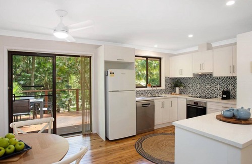 Pearl Beach House | Palmhaven by HolidayCo.