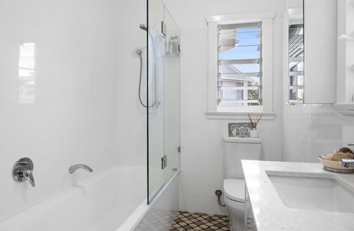 Macmasters Beach House | Pandanus House