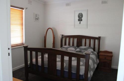 Port Hughes House | Paradise at Port Hughes - Family Beach Escape ALL LINEN AND TOWELS PROVIDED