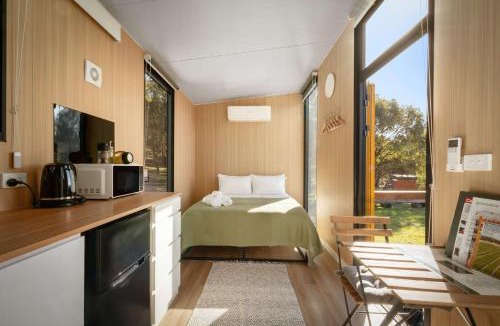 Limonite House | Paradise by Tiny Away