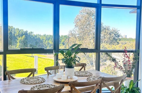 Sydney Olympic Park Apartment | Park View Oasis at Olympic Park Free Parking
